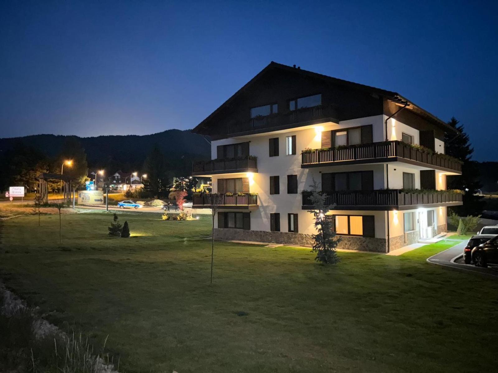 Albert Residence Aparthotel Grand Chalet With Free Spa Access To Alpin Resort Poiana Brasov Esterno foto